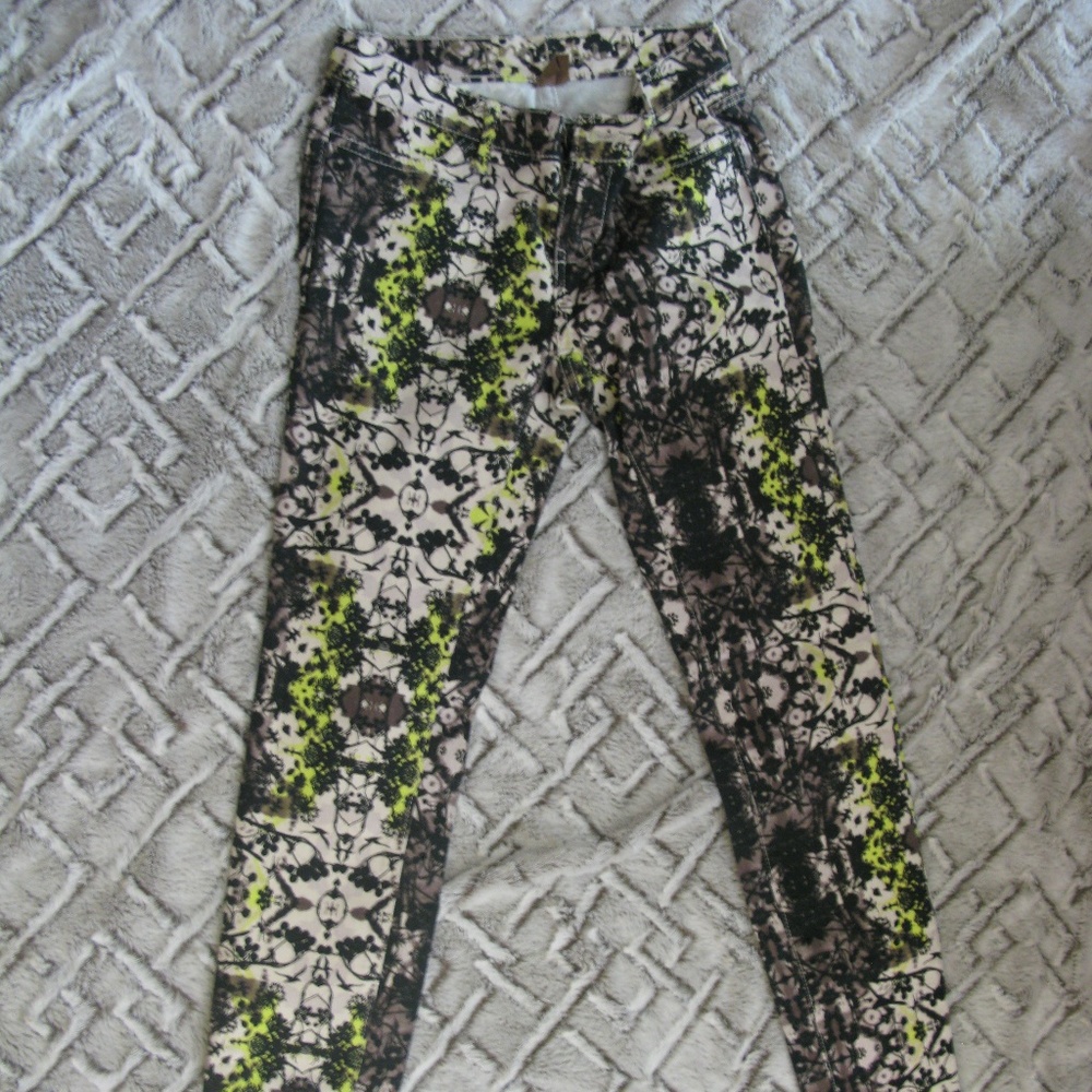 born to rule - abstract skinny jeggings